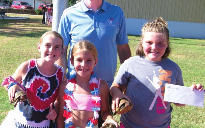 Columbus Freedom Fest 2022 brings back turtle, sack races
