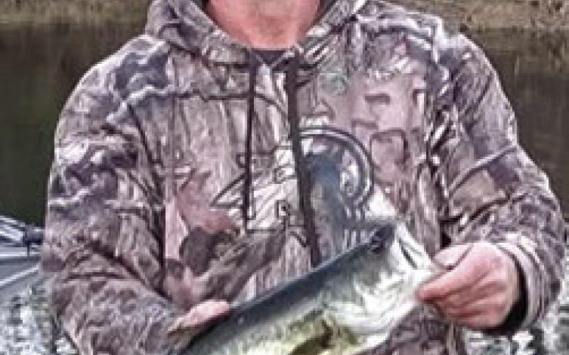 Bass Club qualifies two teams for championship