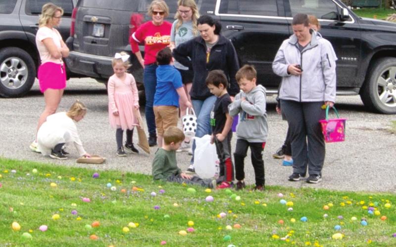 Medicalodges welcomes Easter bunny, egg hunters