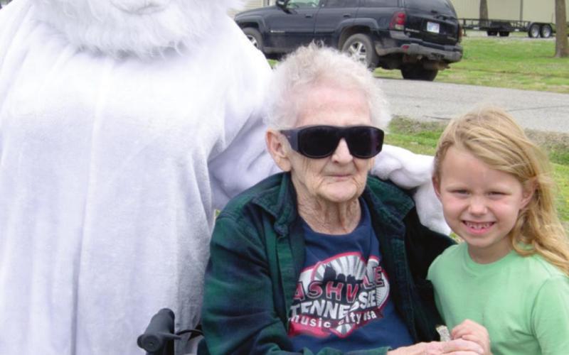Medicalodges welcomes Easter bunny, egg hunters