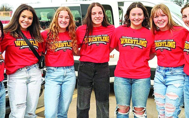 Lady Titans take on the state in wrestling championship