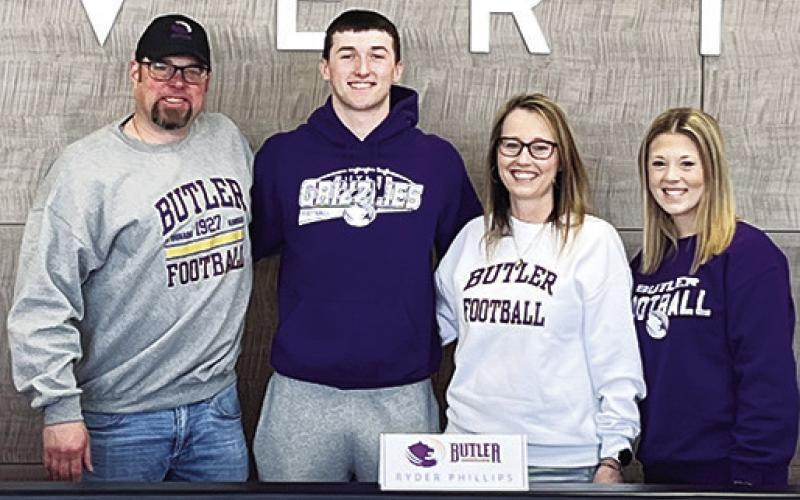 Riverton athletes sign with Butler