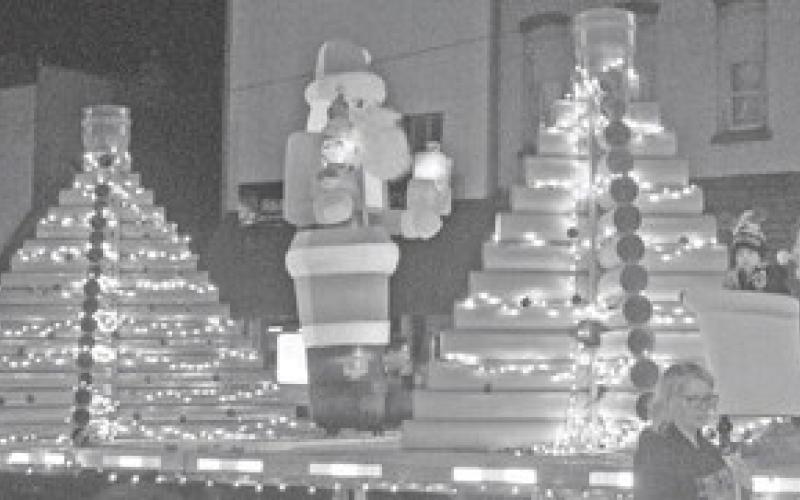The annual Christmas Parade will be held Wednesday December 3. There will be prizes for floats in Religious and Novelty categories.