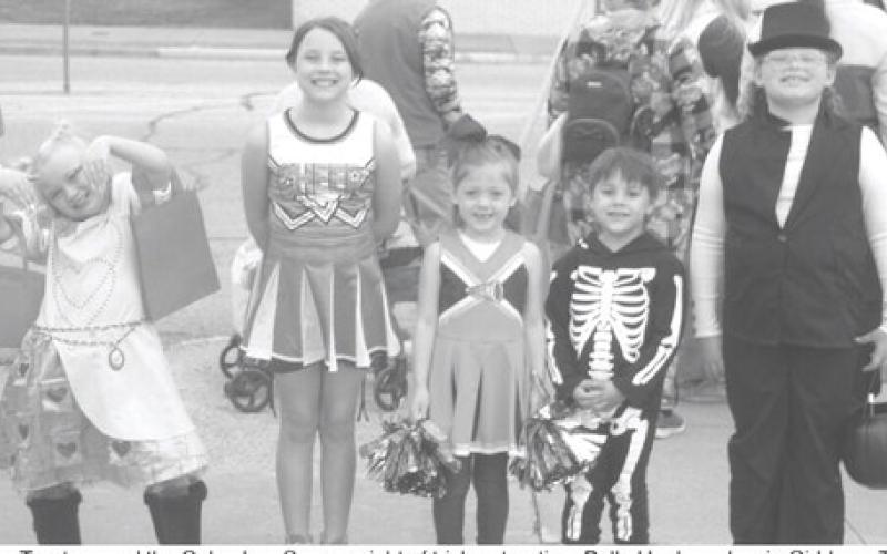 Trunk or Treat around the Columbus Square night of trick or treating. Bella Hughes, Jessie Giddens, Tinley Vaughan, Jenson Vaughan and Hayven Casey. News-Report photo by Shawn Churchill.