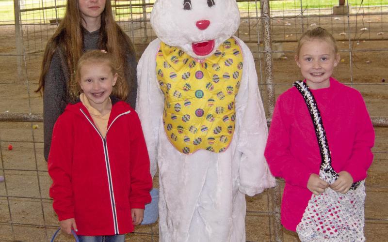 Weather didn’t stop the Easter Bunny from visiting area youngsters. He made a stop at the Columbus hunt Saturday. The Easter Bunny will be making a return visit to the area this Saturday in Baxter. The Kiwanis Club event will be held April 26 at Baxter Springs High School at 11 a.m.