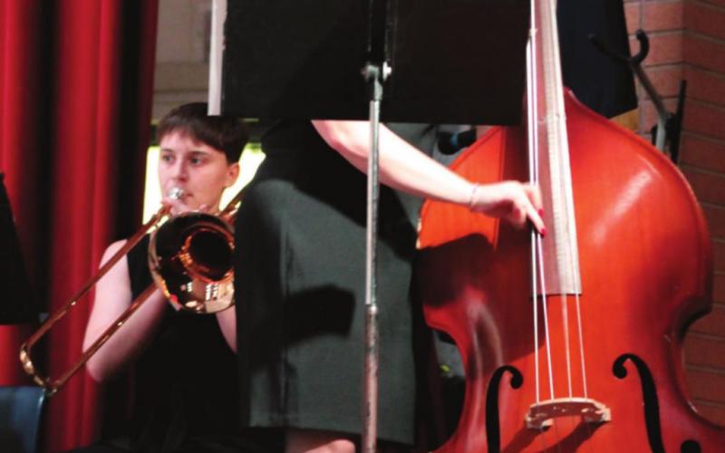 Columbus High School music department performs Christmas medley