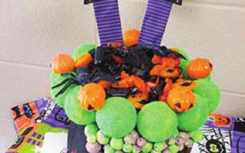 Mercy Columbus staff decorates pumpkins for fun, prizes