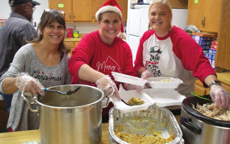 Community Christmas dinner a success