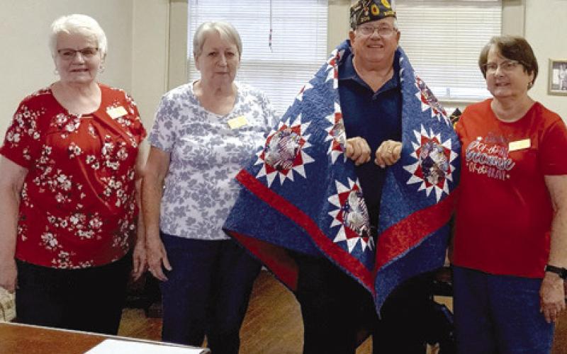Baxter man presented with Quilt of Valor