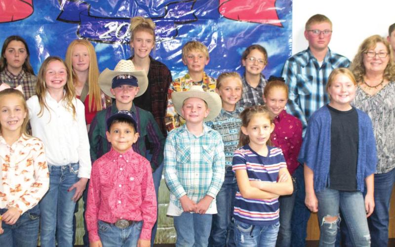 Plaques, buckles presented at annual Horse Banquet