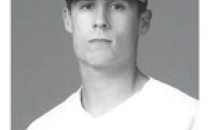 Former Titans compete in college