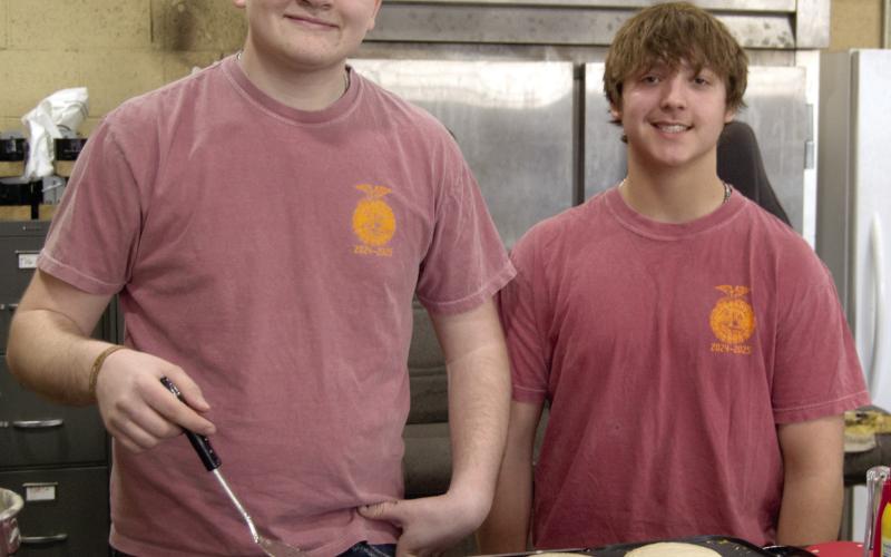 FFA members serve pancakes, sausage to community