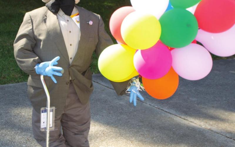 Creative scarecrows decorate Columbus square during festival