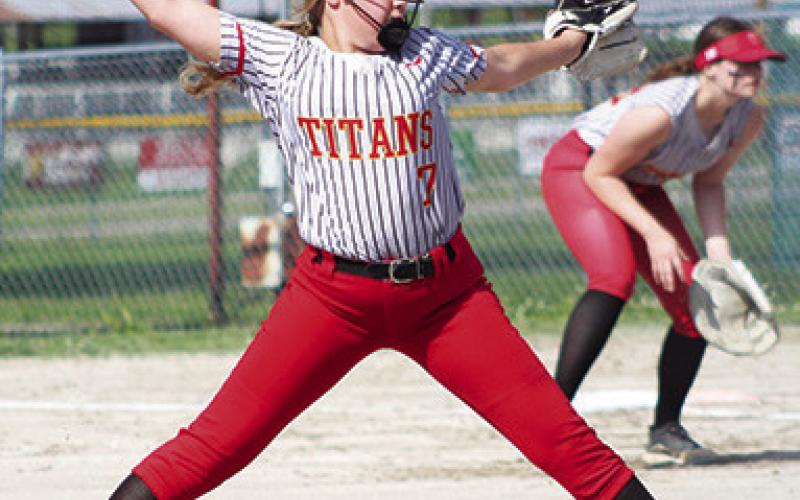Lady Titan JV wins double header