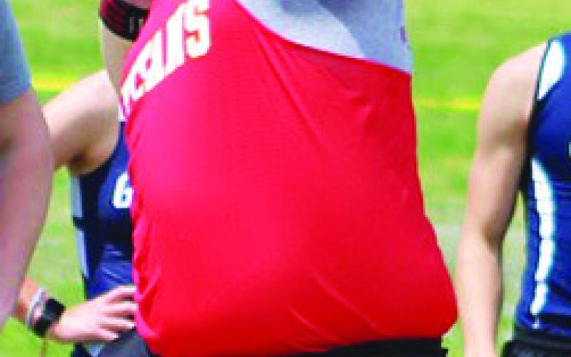 Henry wins two in Viking Meet