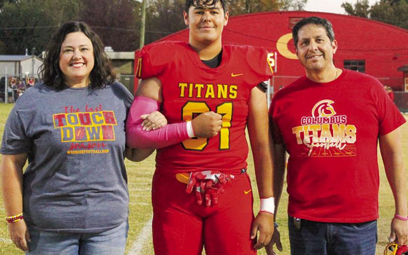 Titan Senior, Rece Ponce, was recognized on Senior Night, October 25, at Titan Stadium. Rece is a one-year member of the Titan Football Team. He was escorted by his parents, Tammy and Anthony Ponce.