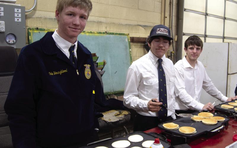 Columbus Future Farmers of America host breakfast