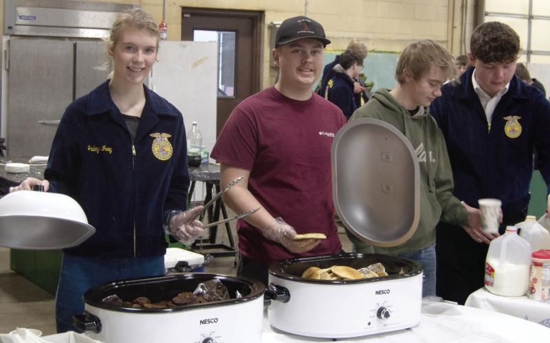 Columbus Future Farmers of America host breakfast