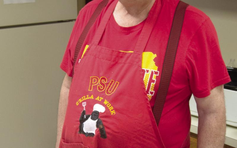 Methodist Church cooks spaghetti dinner for fundraiser