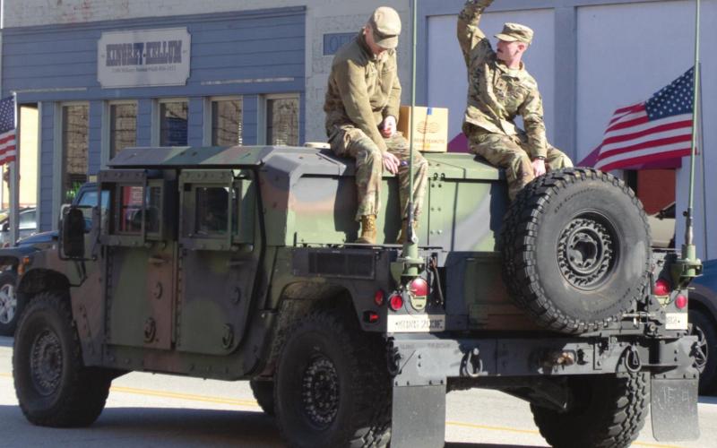 Baxter Springs recognizes military service with parade, ceremony