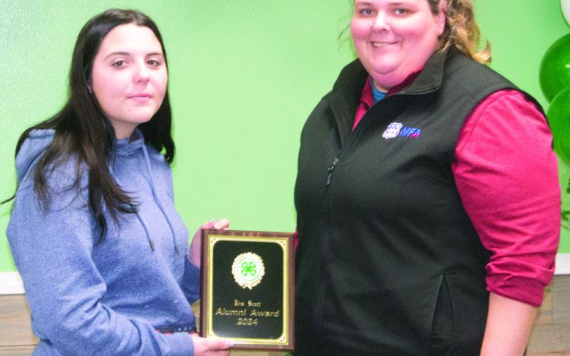The 4-H Alumni Award