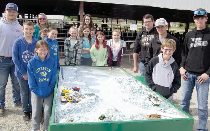 Area students travel to Columbus for Earth Day event