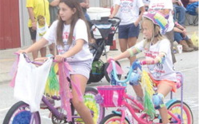 Myra Wing’s Grandchildren rode their decorated bicycles in the Weir Homecoming Parade.