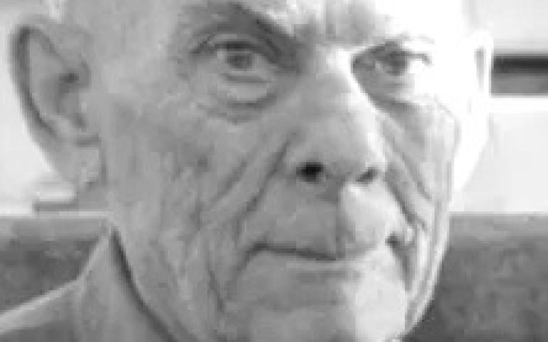 Donald Curtis, 86, Weir