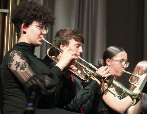 Columbus High School presents annual Christmas concert