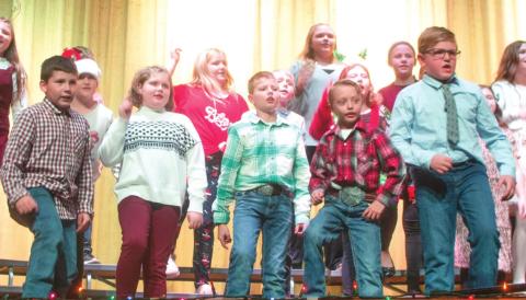 Central students perform Christmas concert before break
