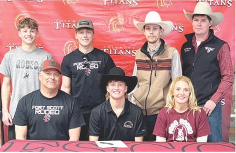 Cal Saporito signs to ride bulls at FSCC
