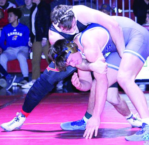 Mason O’Banion extended his winning streak to 21-0 with a 9-4 decision, over Corbin Miller, Shiloh Christian, in the dual win by Columbus, Thursday, at the Columbus Unified High School Gymnasium. Complete dual coverage is on page 6 of today’s News-Report.