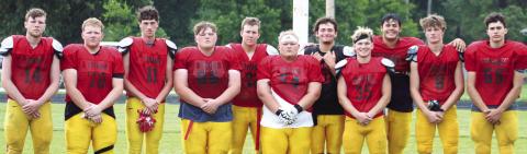 Titans hold lawn chair scrimmage