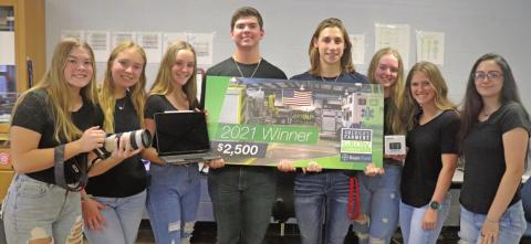 SHS Yearbook receives donation