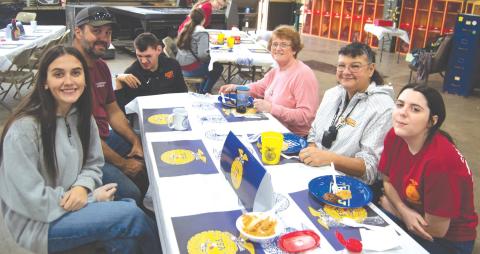 Columbus Future Farmers serves pancake breakfast