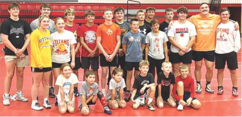 Wrestling Champion hosts camp