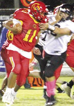 Columbus Titan Seventh Grader, Jayden Dohle, scored two touchdowns in the CCCJL, 26-6, win over Frontenac, October 17, at Titan Stadium. The Titans secured the 2023 CCCJL Title with the win, completing the season with a 6-1 record.