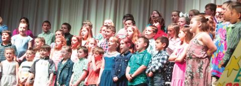 Students from Highland Elementary school