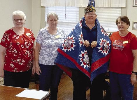 Baxter man presented with Quilt of Valor