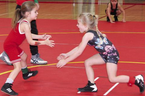 Mini Titan Wrestlers collect hardware at Parsons Invite