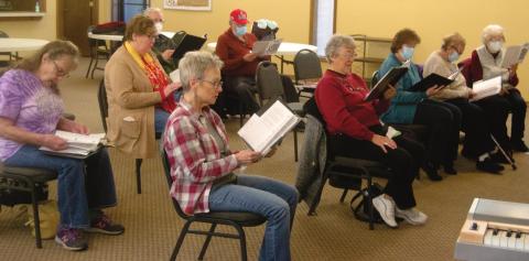 Members of the Keenagers Chorus