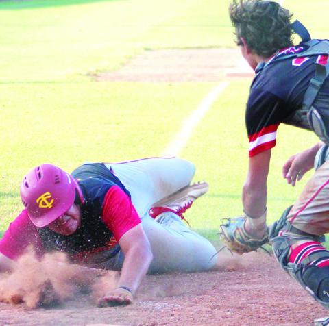 Columbus shuts out Baxter Springs in season finale