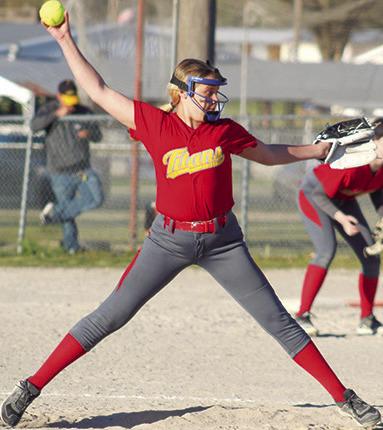 Lady Titan JV edges Lady Wildcats