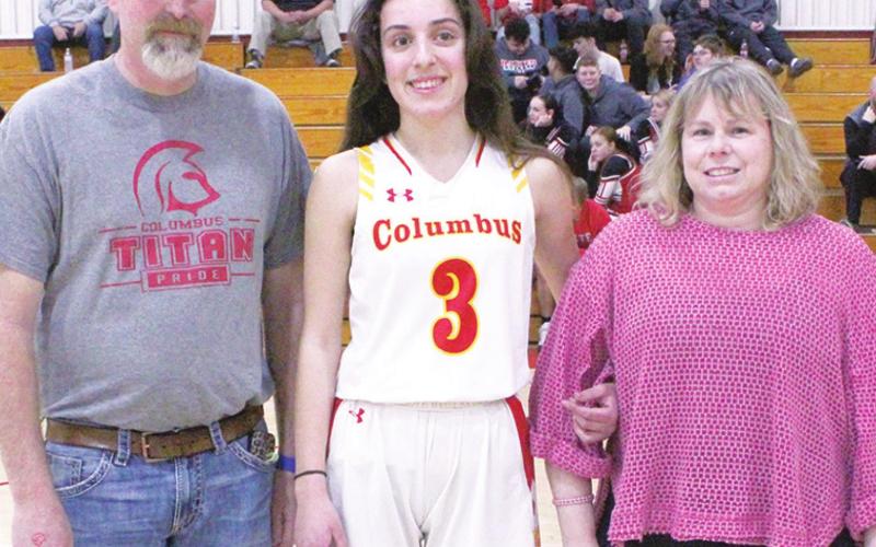Basketball seniors recognized