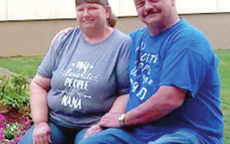 A pulled pork fundraiser is planned for Sherry and Randy Ewen Wednesday, June 30. Funds will be used to aid with finances and medical expenses. Courtesy photo.