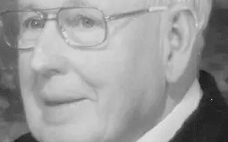 Lloyd Davolt, 94, Independence