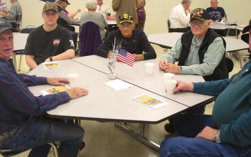 Southeast High School honors veterans with breakfast, program