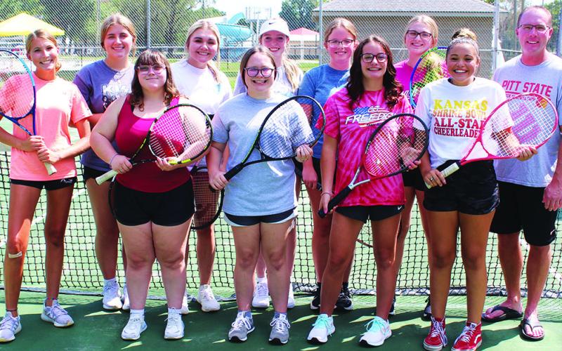 Eight letter earners return to CHS Tennis