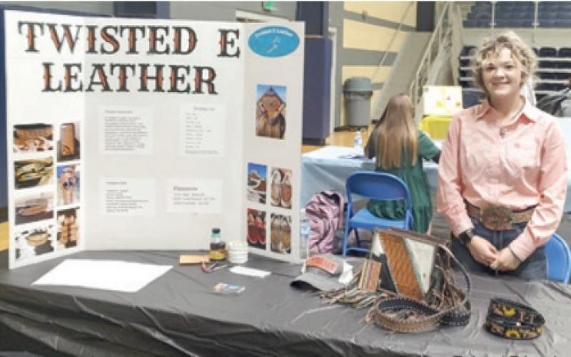 Students participate in entrepreneurship fair