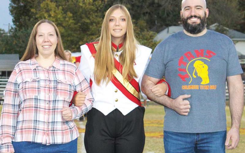 Lady Titan Senior, Anna Head, was recognized on Senior Night, October 25, at Titan Stadium. Anna is a four-year member of the Titan Band and a four-year member of the Lady Titan Golf Team. She was escorted by her parents Rhondi Head and Richard Jones.